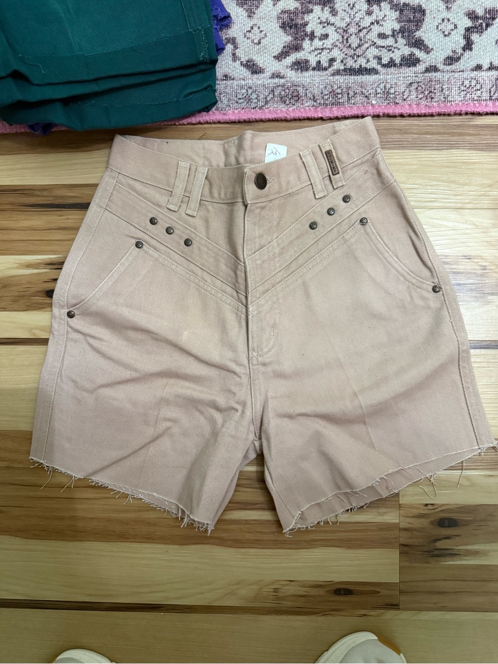 Rockies High-Waist Raw-Hem Shorts - Blush Pink